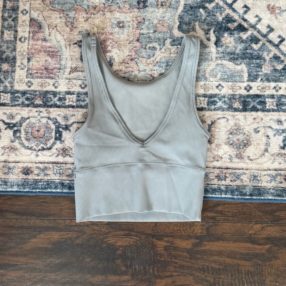 Lululemon Power Pivot Tank Ribbed Grey - Picture 4 of 6